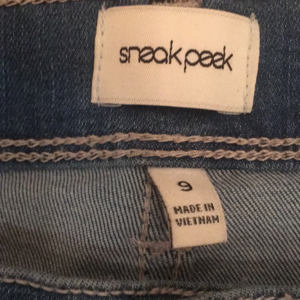 Sneak Peek distressed skinny jeans - Picture 3 of 12